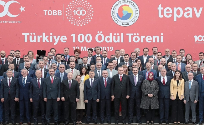 Kocaelili firmalar ‘Türkiye 100'den ödülle döndü