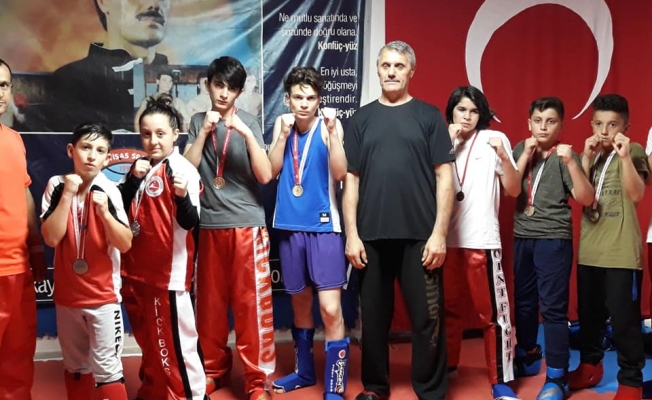 İsmail Altay'ın öğrencileri şampiyon oldu, yolculuk Erzurum'a!