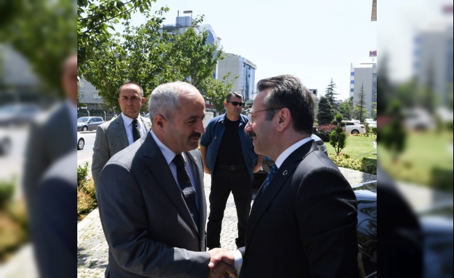 Vali Aksoy Başkan Büyükgöz'ü ziyaret etti