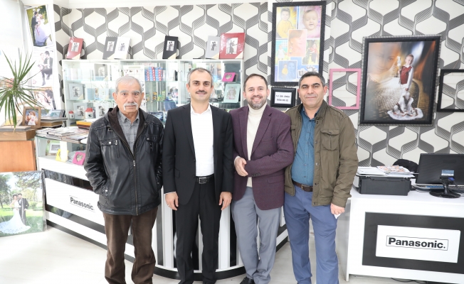 Çiftçi'den esnaf ziyareti