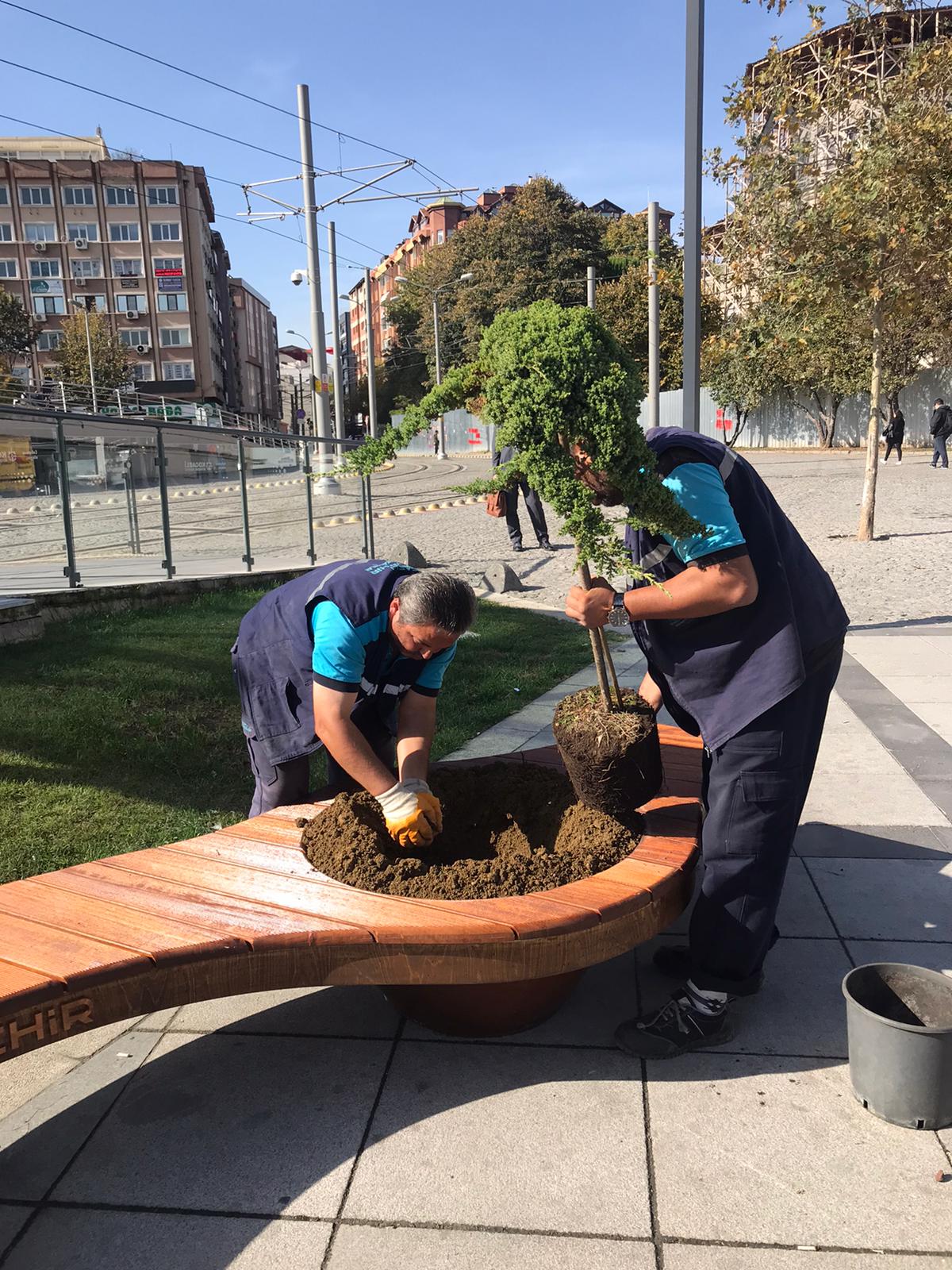 Modern şehir mobilyalarının sayısı arttırılıyor