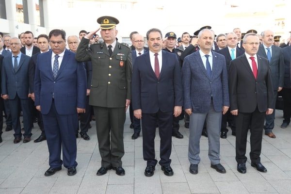 Ulu Önder Atatürk Gebze'de törenlerle anıldı
