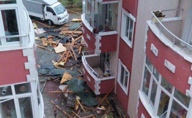 Fırtına Kocaeli'de hasara neden oldu!