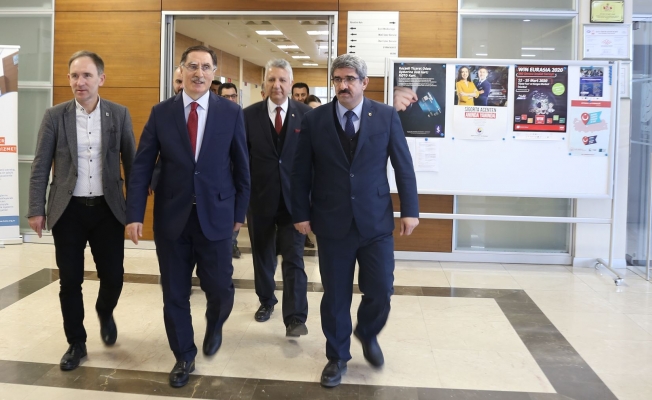 Kamu Başdenetçisi Ombudsman Şeref Malkoç, KOTO'yu ziyaret etti