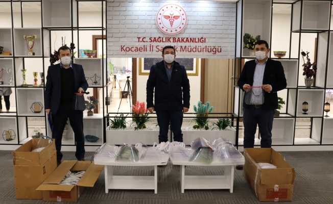 Büyükşehir'in ürettiği maskeler kamu kurumlarına dağıtıldı