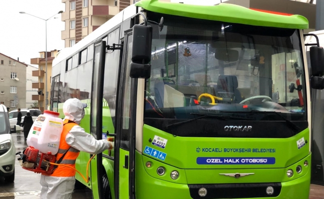 Çayırova'da Halk otobüsleri dezenfekte edildi