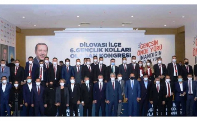 AK Partili gençler kongre yaptı