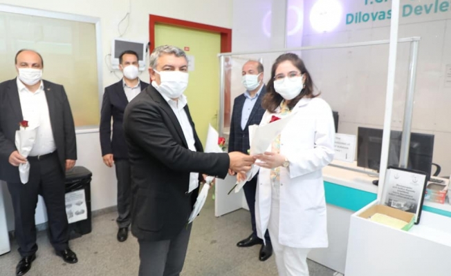 Başkan Şayir'den sağlıkçılara bayram ziyareti