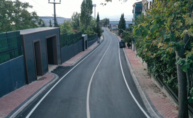 Darıca Körfez Caddesi'nde yol çizgileri çizildi