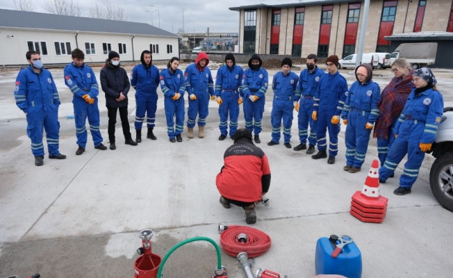 Kocaeli İtfaiyesinden YÜDAK'a eğitim