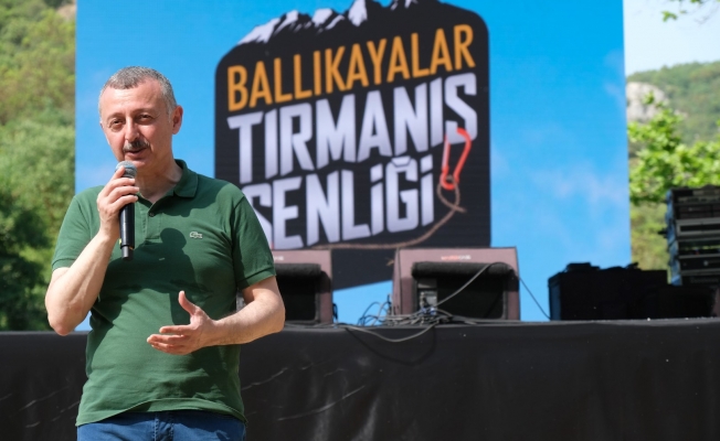 Büyükakın: Çevreyi korumada  Türkiye bayrağı önde taşımalı
