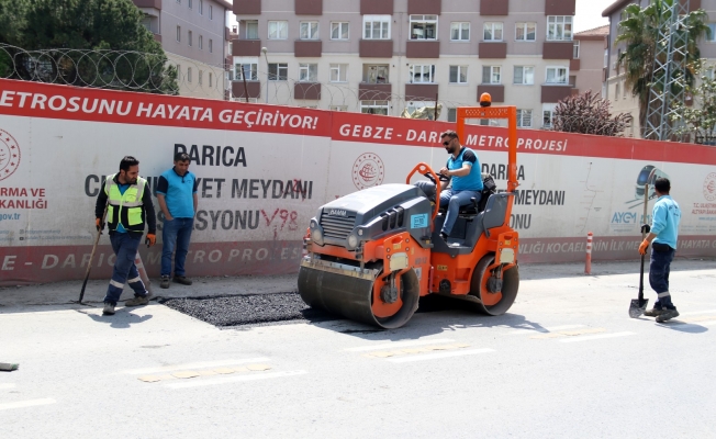 Darıca İstasyon Caddesi'nde yol onarımı