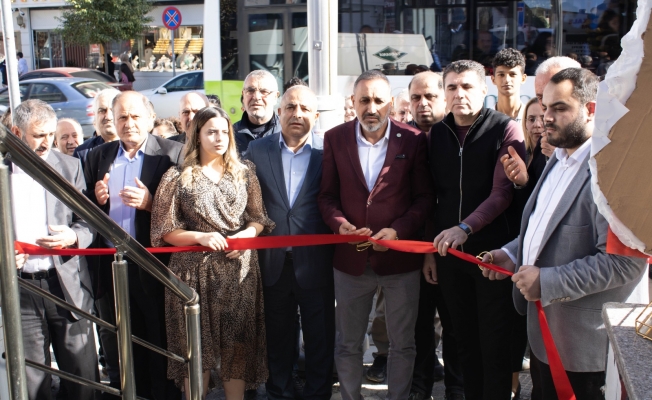 HAZAL Güzellik Salonu Darıca'ya 'Merhaba' dedi