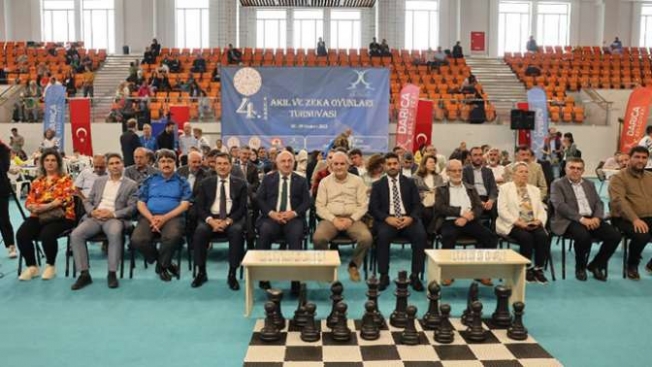 Darıca'da 4. Akıl ve Zeka Oyunları Turnuvası başladı