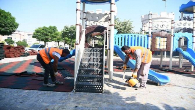 Çayırova'da parklar yenileniyor