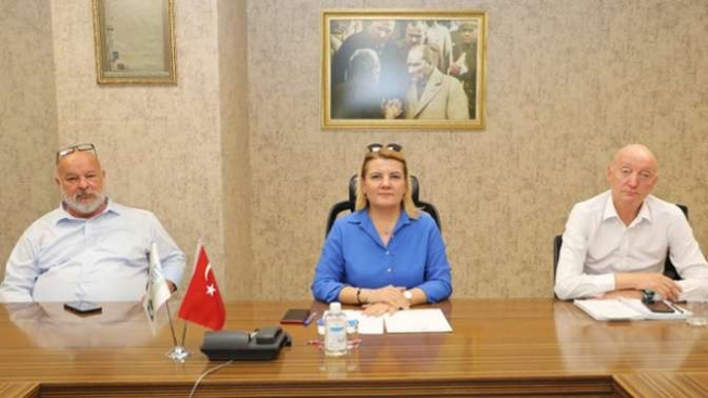 İzmit Belediyesi EYT için meclisi olağanüstü toplama kararı aldı