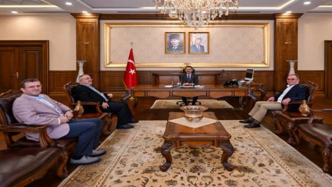 21. Dönem Kocaeli milletvekili Sefer Ekşi'den vali Aktaş'a ziyaret