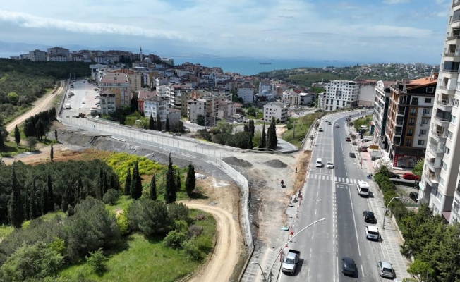 Büyükşehir, Gebze'de trafiği rahatlatıyor