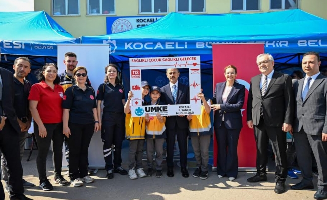 Vali İlhami Aktaş, Sağlıklı çocuk sağlıklı gelecek programına katıldı