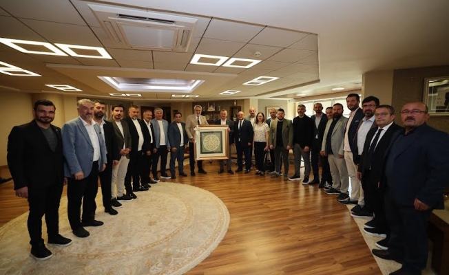 Büyükakın, Murat Aydın ve yönetimini kabul etti