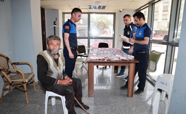 Gebzede Dilencinin üzerinden 20 Bin TL#039;den fazla para çıktı