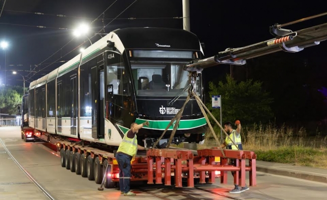 8'inci tramvay konforlu ulaşım ailesine katıldı