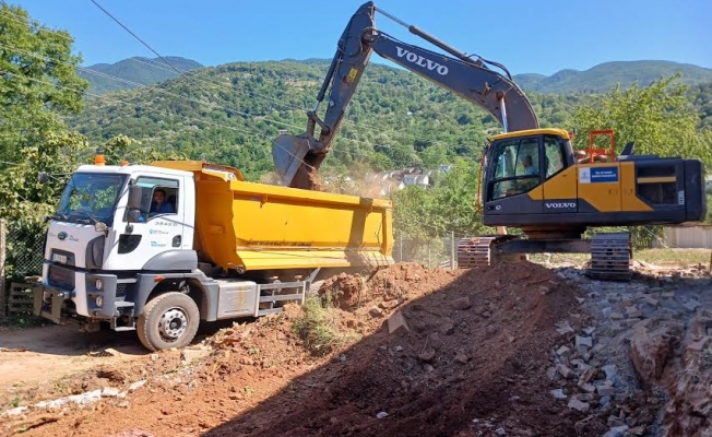 Büyüyen Kartepe'ye modern yol hamlesi