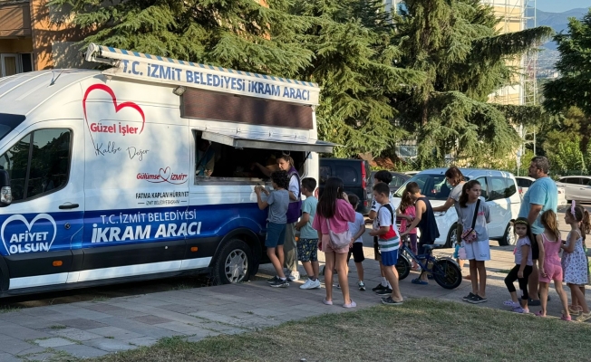 İzmit'te çocuk olmak var! Çocuklar şenlikte doyasıya eğlendi