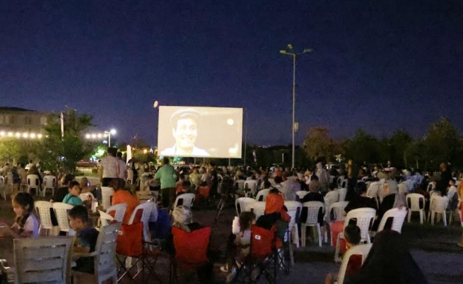 Kartepe'de Yaz akşamları açık hava sinemasıyla renkleniyor