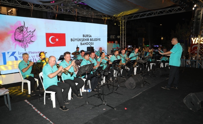 Bando ekipleri Pişmaniye Festivaline büyük renk kattılar