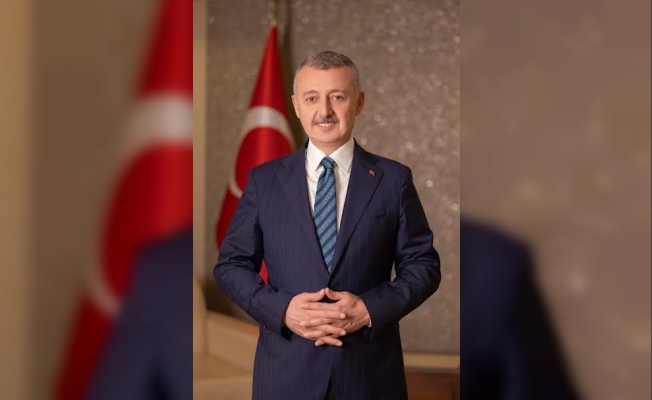 Başkan Büyükakın okula yeni başlayan miniklere başarılar diledi