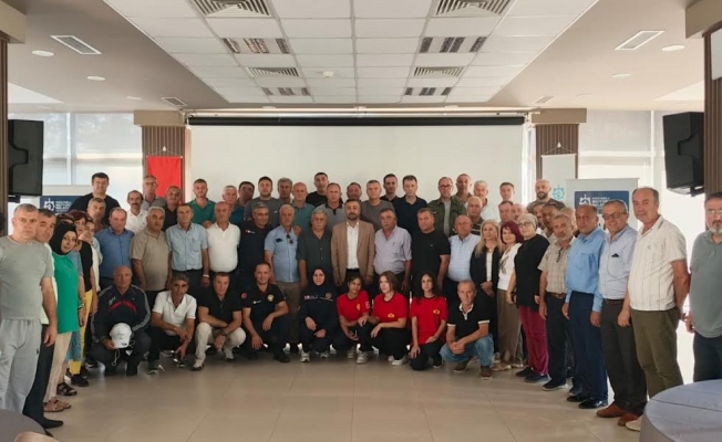 Kocaeli'de muhtarlara üç boyutlu eğitim