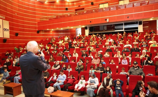 Başkan Büyükgöz'den miniklere sürpriz