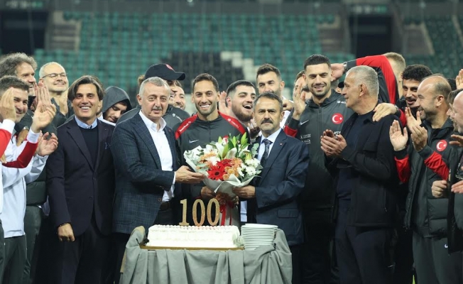 Tarihi maç öncesi Milli Takım'a moral verdiler