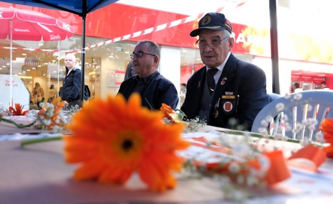 Büyükşehir'den kadına şiddete turuncu farkındalık