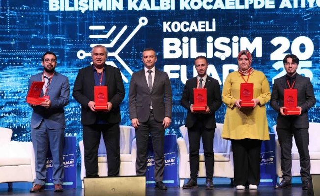 Kocaeli'de ‘dijital savaşlar' ve ‘adalet' konuşuldu