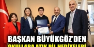 Başkan Büyükgöz’den okullara atık pil hediyeleri