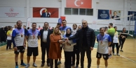 Derince’de Öğretmenler Günü’ne  özel voleybol turnuvası