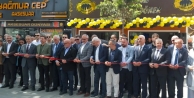 Birol Elüstü'nün açılışına siyaset akın etti