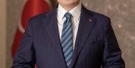 “O gecenin karanlığını yenen kardan aydınlık imandı”