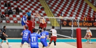 Gebze Belediyesi Voleybol takımı’ndan Galatasaray’a karşı büyük zafer