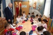 Başkan Büyükgöz, Güzide kreş’te Öğretmenler ünü’nü kutladı